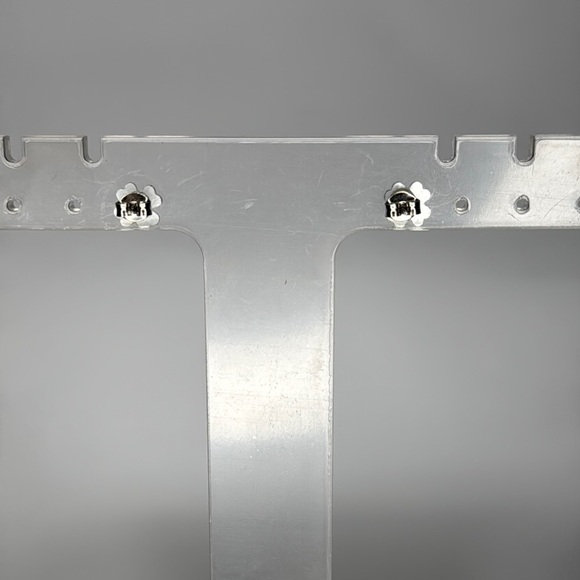 Red and White Flower Earrings - Picture 4 of 4